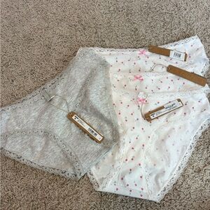 SKIMS Light Heather Grey Lace Trim Panty